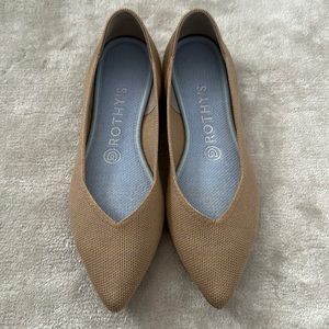 Rothy’s Merino Wool Point Flat in Camel 7.5